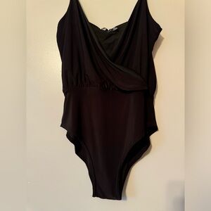 Boohoo Black V-Neck Bodysuit, New With Tags